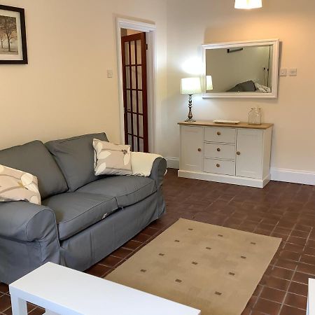 1 - Bed Ground Floor Apartment Tenby Kültér fotó
